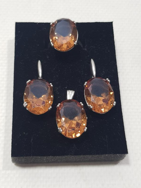 ZULTANİT TAŞLI GÜMÜŞ TAKI SETİ