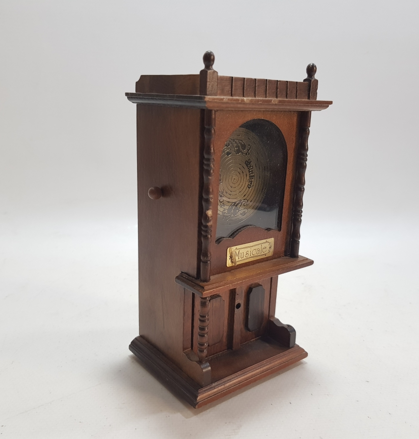 ANTİKA AHŞAP MÜZİK KUTUSU