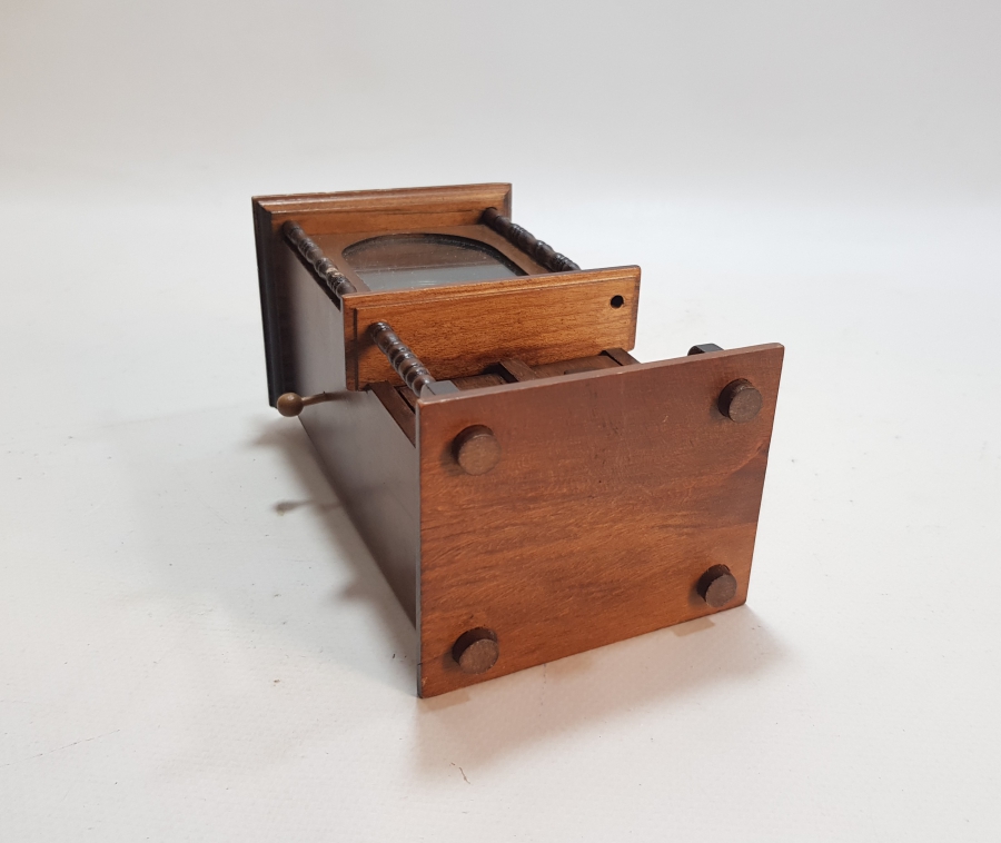 ANTİKA AHŞAP MÜZİK KUTUSU