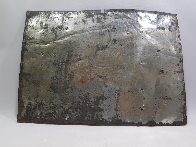 OSMANLI DEVLET ARMASI VE BAYRAK RESİMLİ OSMANLICA KANUNU ESASİ YADİGARI YAZILI ÇOK NADİR SANDIK ÖNÜ SÜSÜ