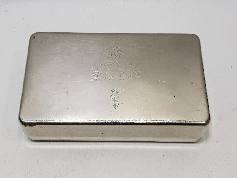 1. DÜNYA SAVAŞI DÖNEMİ YÜKSEK KONDİSYONDA ÇOK NADİR OSMANLICA ÜSTUNÇU ASKERİYE YAZILI ENJEKTÖR KUTUSU