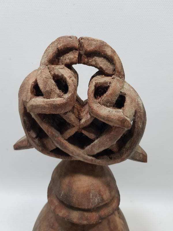 ANTİKA TEKKE İŞİ AHŞAP ALEM