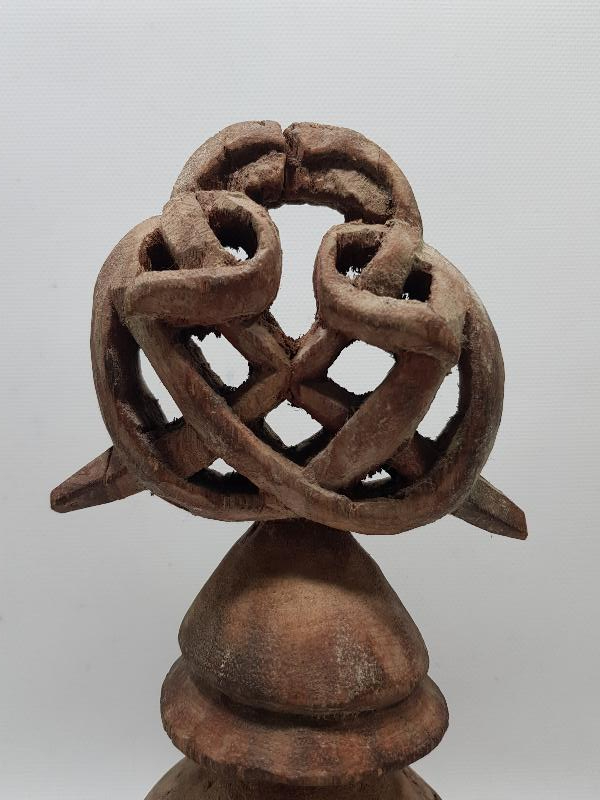 ANTİKA TEKKE İŞİ AHŞAP ALEM