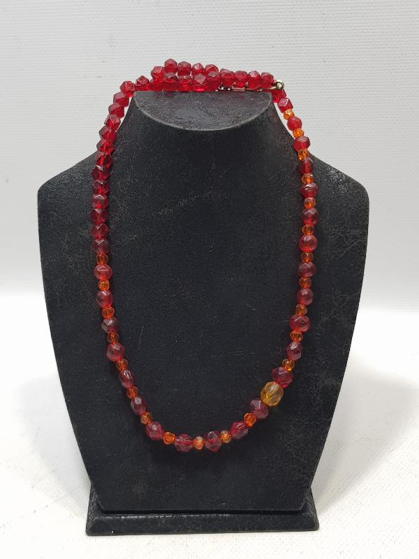 OSMANLI DÖNEMİ BEYKOZ CAM GERDANLIK