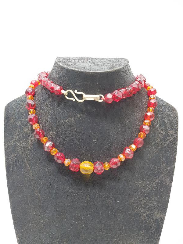 OSMANLI DÖNEMİ BEYKOZ CAM GERDANLIK