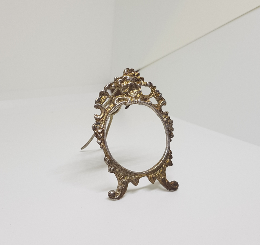 ANTİKA GÜMÜŞ FOTOĞRAF ÇERÇEVESİ