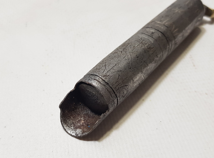 ÜZERİ GÜMÜŞ ÇAKMA İŞÇİLİKLİ OSMANLI DÖNEMİ YENİÇERİ BARUTÖLÇER