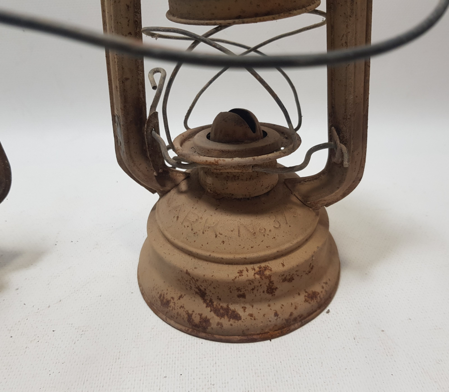 2 ADET YERLİ YAPIM ANTİKA GEMİCİ-MADENCİ FENERİ