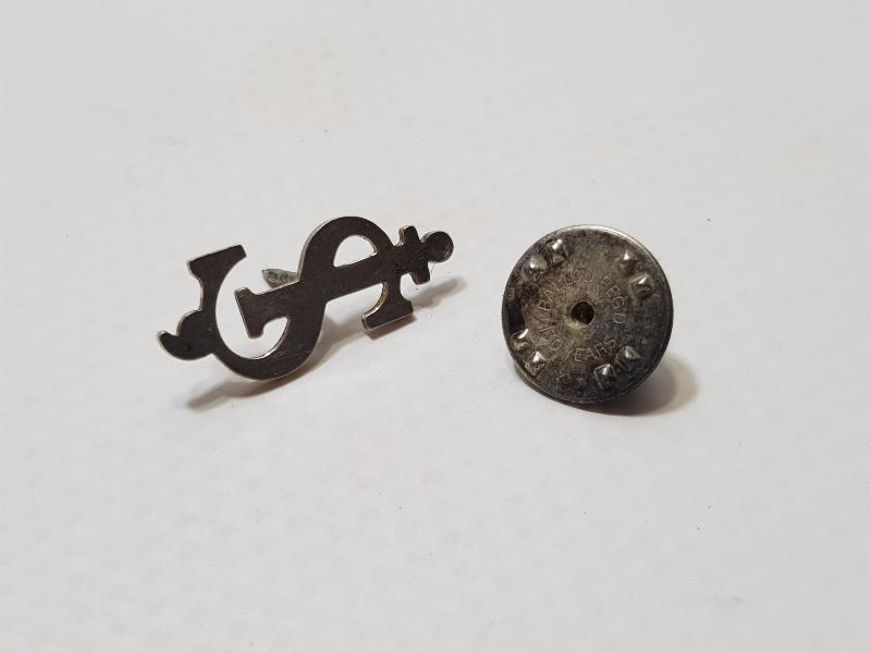 İŞ BANKASI GÜMÜŞ ROZET