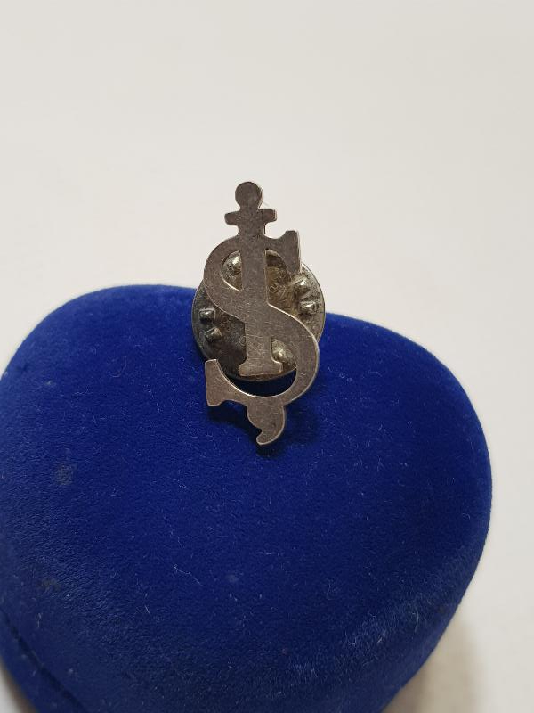 İŞ BANKASI GÜMÜŞ ROZET