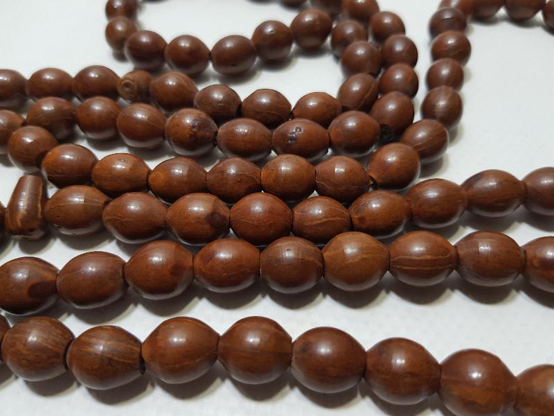 TEKKE İŞİ DERVİŞ TESPİHİ