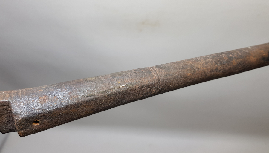 ALAY BOZAN FORMUNDA YAPILMIŞ ÜZERİ İŞLEMELİ OSMANLI DÖNEMİ PİŞTOV NAMLUSU