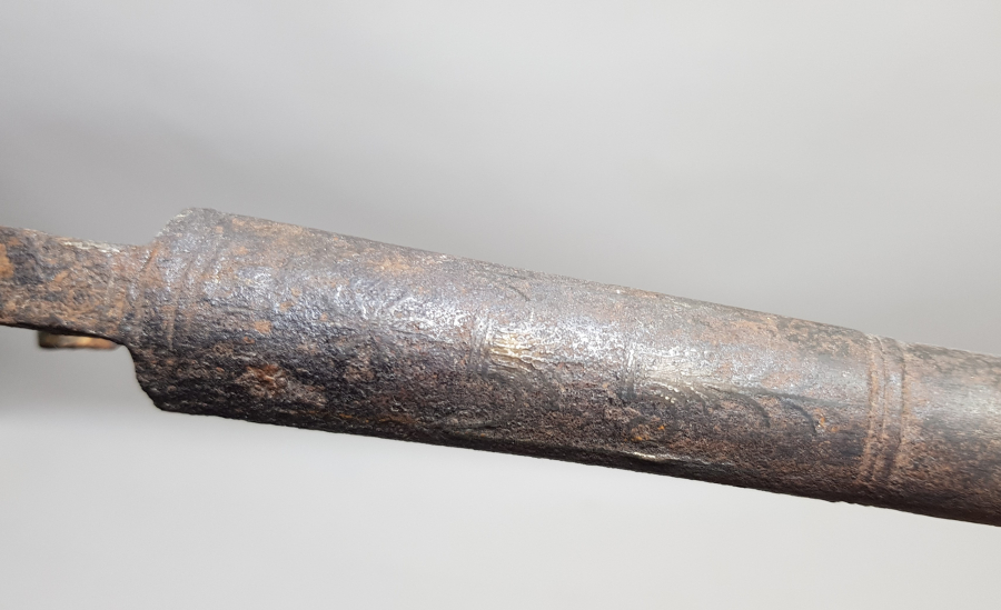 ALAY BOZAN FORMUNDA YAPILMIŞ ÜZERİ İŞLEMELİ OSMANLI DÖNEMİ PİŞTOV NAMLUSU