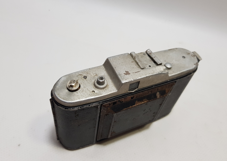 ANTİKA KÖRÜKLÜ FOTOĞRAF MAKİNESİ