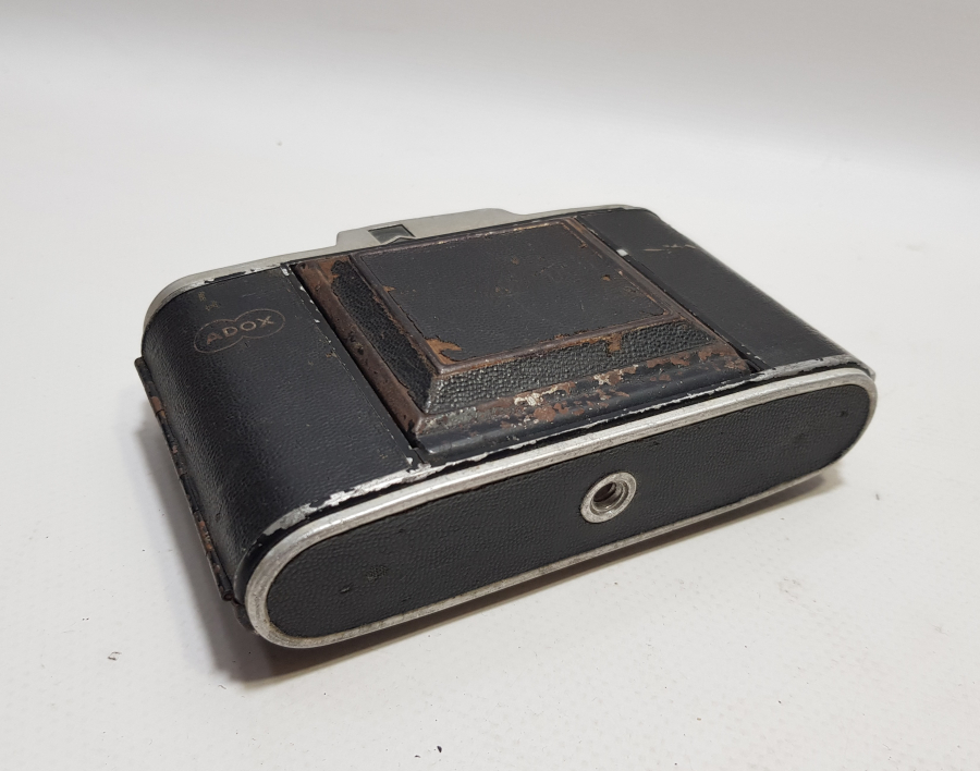 ANTİKA KÖRÜKLÜ FOTOĞRAF MAKİNESİ