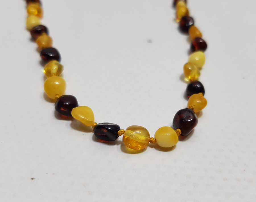 DAMLA KEHRİBAR BEBEK DİŞ KOLYESİ