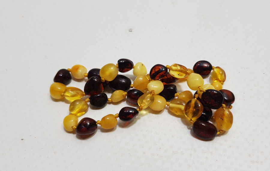 DAMLA KEHRİBAR BEBEK DİŞ KOLYESİ