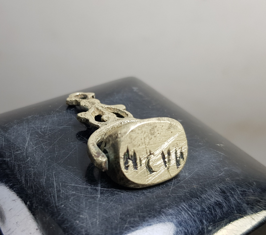 HAKKAK İŞİ EL KAZIMA DÖNERLİ MÜHÜR