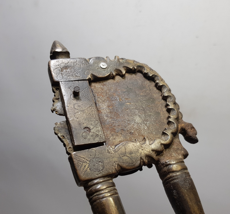 OSMANLI DÖNEMİ 1800 BAŞLARI ÜZERİ İŞLEMELİ ÇOK NADİR SÜNNETÇİ MAKASI