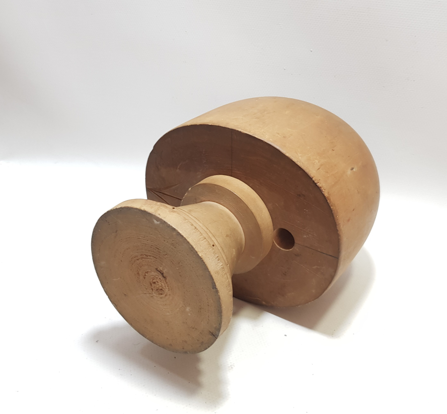 OSMANLI DÖNEMİ AHŞAP FES KALIBI