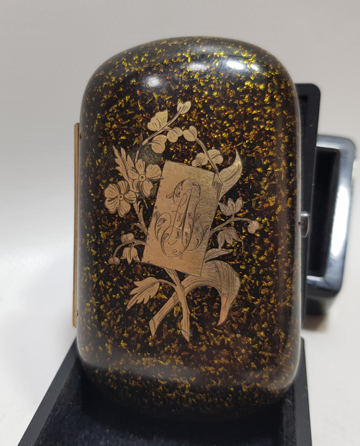 OSMANLI DÖNEMİ ALTIN GEÇME İŞÇİLİKLİ LAKE ZENNE İŞİ SİGARA TABAKASI