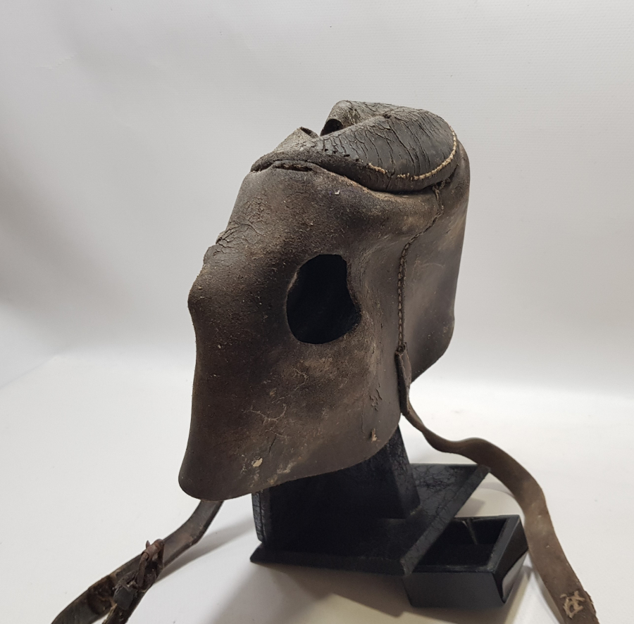 OSMANLI DÖNEMİ ÇOK NADİR DERİ CELLAT MASKESİ