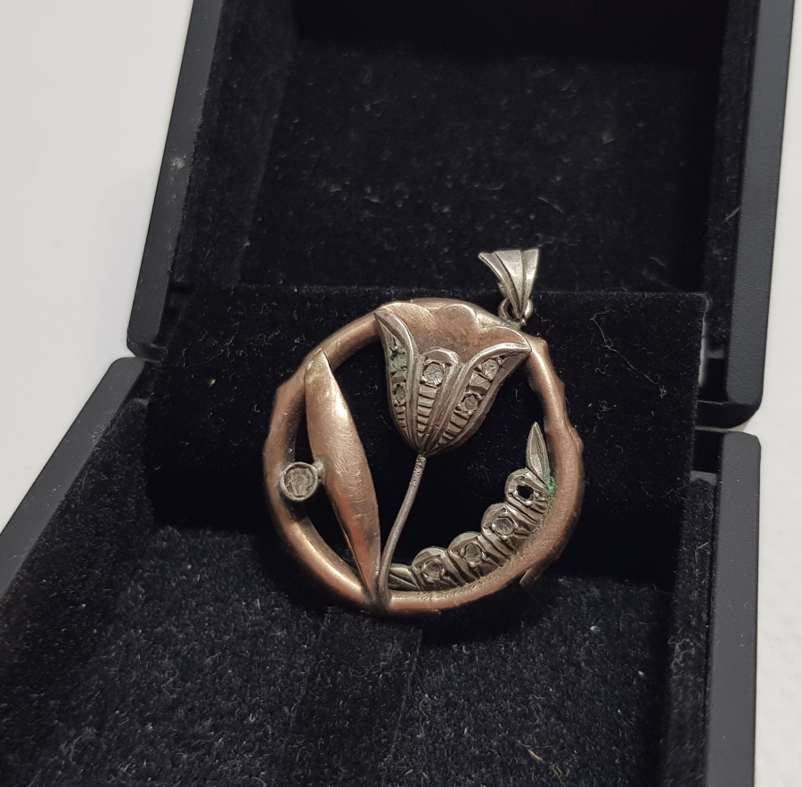 OSMANLI DÖNEMİ ELMAS TAŞLI GÜMÜŞ LALE FORMLU KOLYE