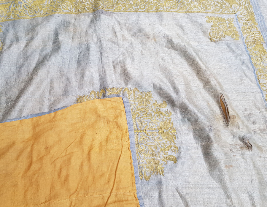 OSMANLI DÖNEMİ HEREKE YAPIMI SARAY İŞİ ALTIN SIRMA İŞÇİLİKLİ NADİR GELİN BOHÇASI