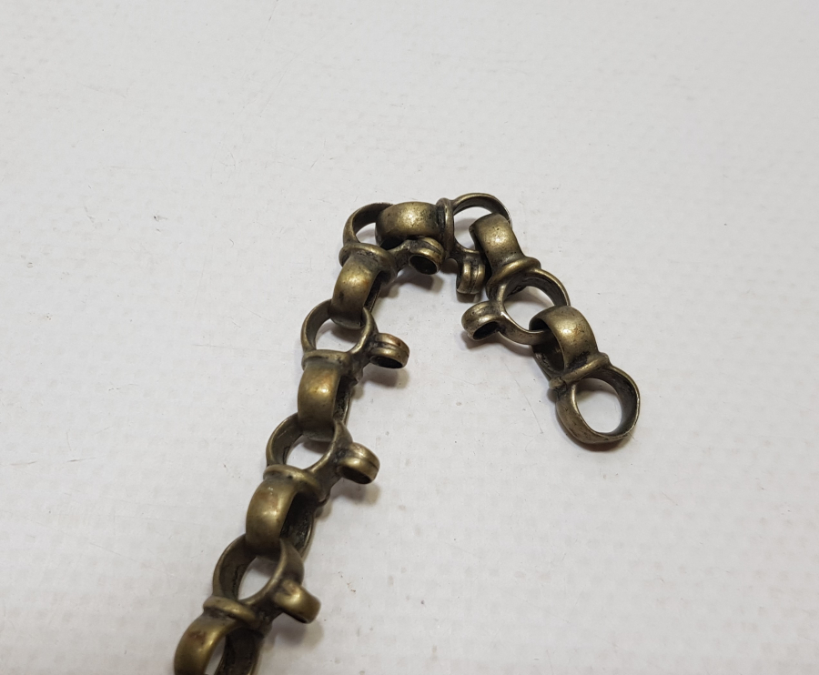 OSMANLI DÖNEMİ NADİR FORMDA PİRİOR CEP SAATİ KÖSTEĞİ