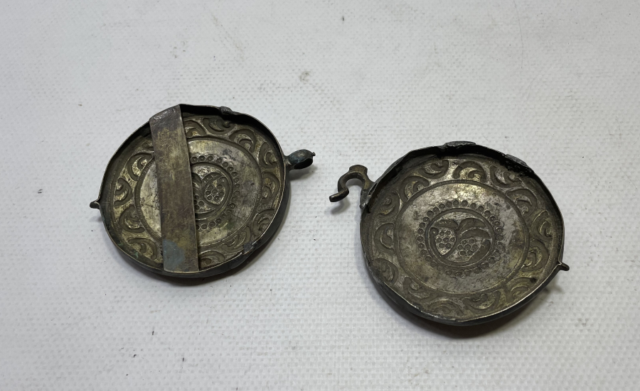 OSMANLI DÖNEMİ ÜZERİNDE DENİZCİ ÇIPASI GÖRSELİ BULUNAN KABARTMA İŞÇİLİKLİ BURSA İŞİ GELİN KEMERİ