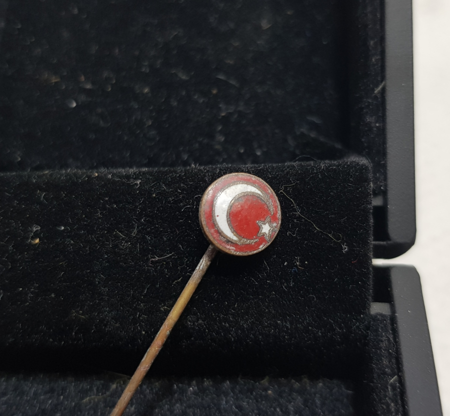 ÜZERİ MİNELİ OSMANLI DÖNEMİ MÜDAFA-İ MİLLİ CEMİYETİ AY YILDIZLI ROZET