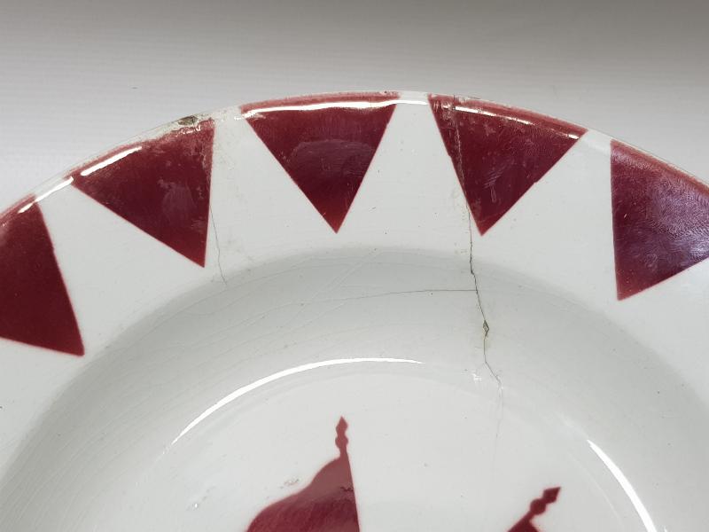 2. MEŞRUTİYET DÖNEMİ AY YILDIZ BAYRAKLARLA SÜSLÜ PORSELEN TABAK