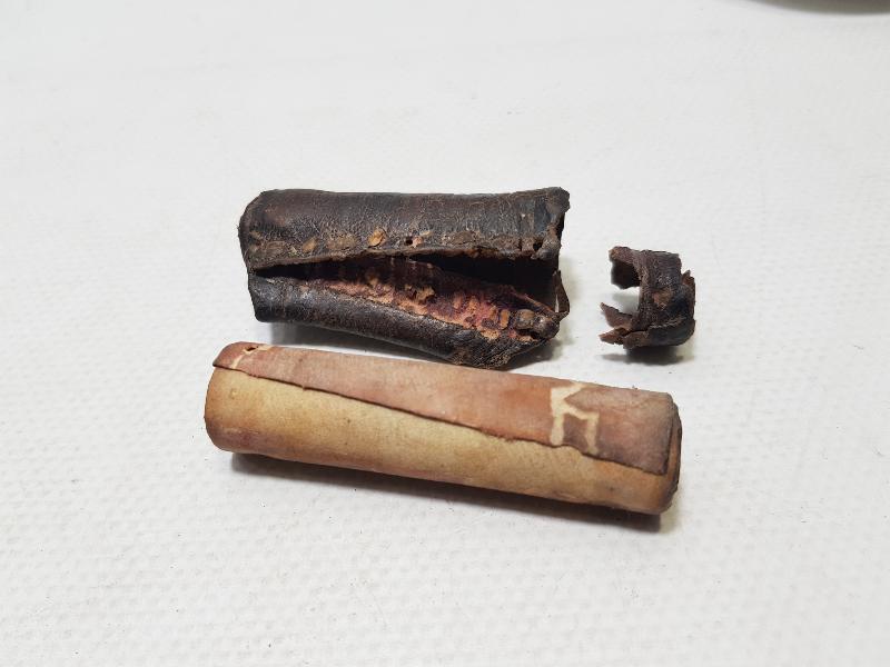 DERİ KILIFI İÇİNDE İBRANİCE EL YAZMA TILSIM DUASI BULUNAN ÇOK NADİR HAMAYIL 