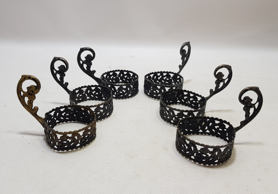 GÜMÜŞ KAPLAMA 6 ADET ANTİKA KABARTMA İŞÇİLİKLİ BARDAK ISTAKASI