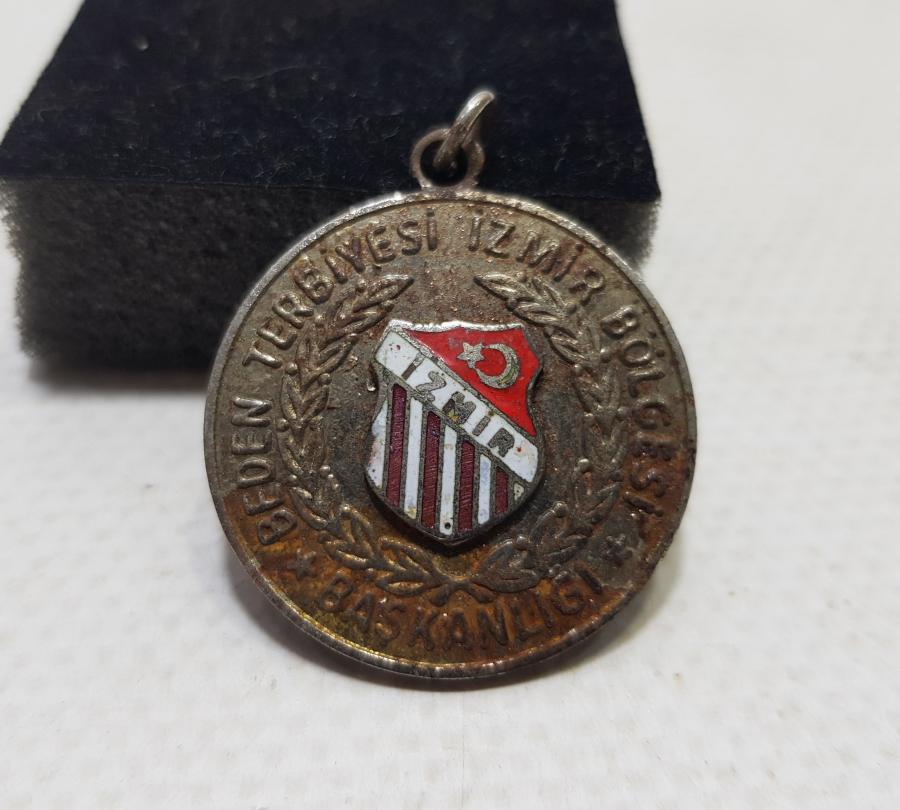 MİNE İŞÇİLİKLİ ANTİKA MADALYA