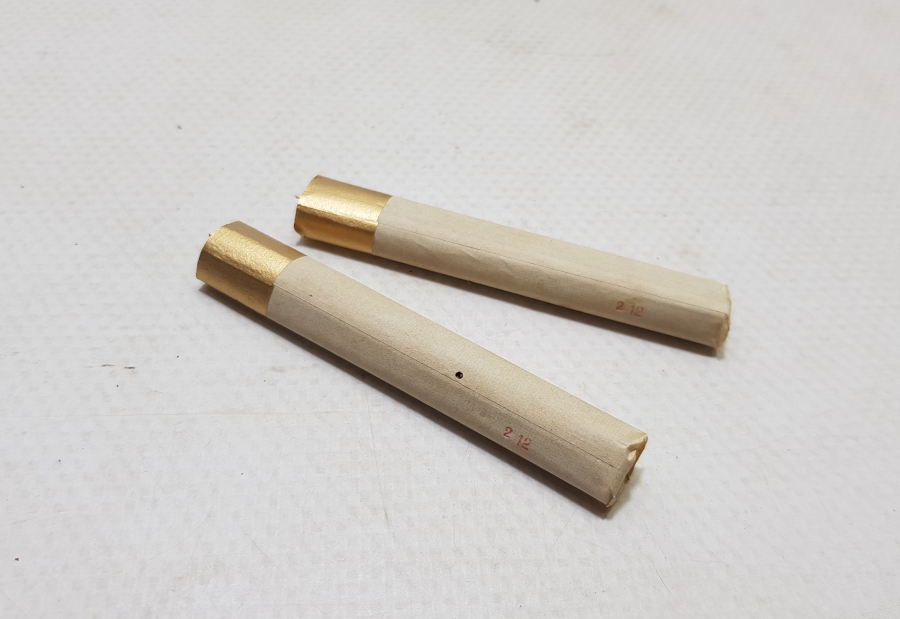 OSMANLI DÖNEMİ ALTIN VARAKLI KAĞITLI 2 ADET SİGARA