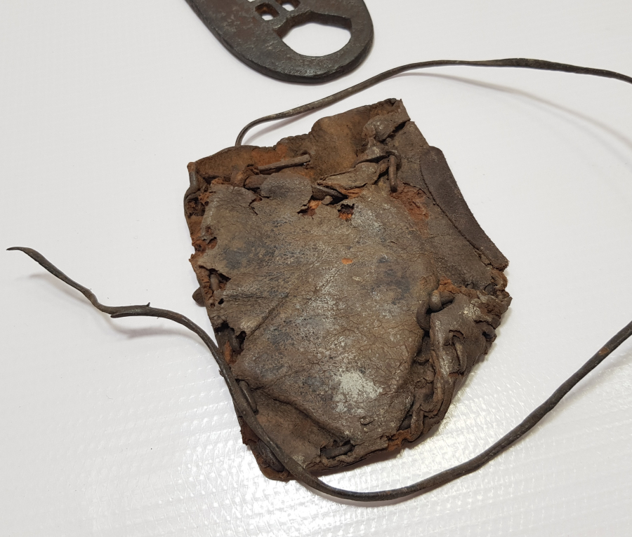 ORİJİNAL DERİ KESESİNDE OSMANLI DÖNEMİ KAV ÇAKMAĞI