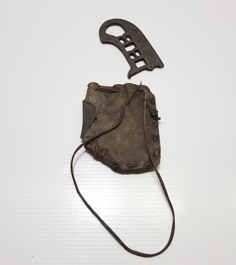 ORİJİNAL DERİ KESESİNDE OSMANLI DÖNEMİ KAV ÇAKMAĞI