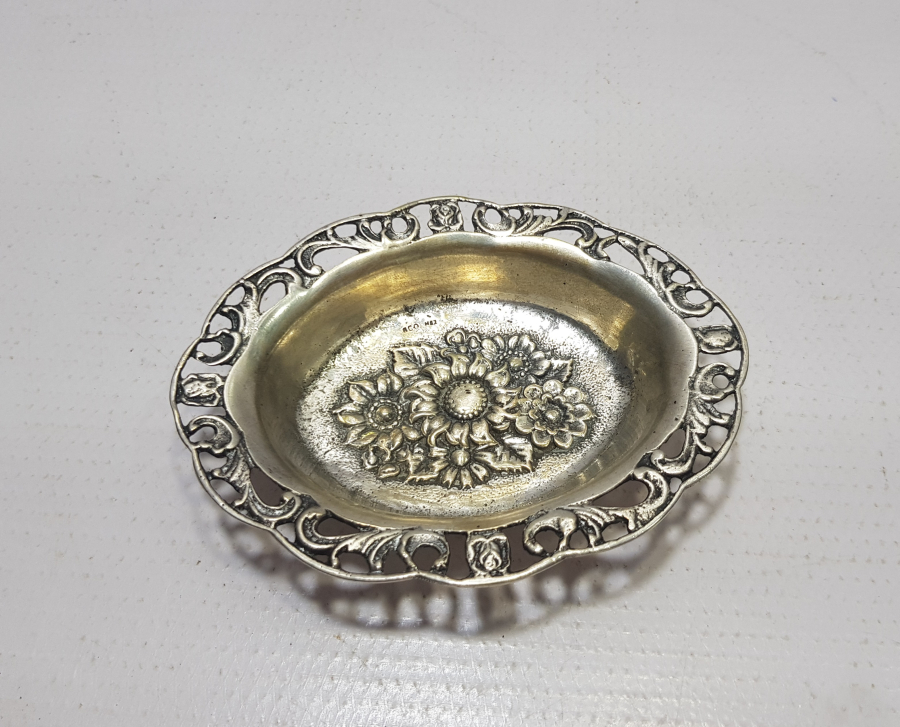 KABARTMA İŞÇİLİKLİ ANTİKA GÜMÜŞ İKRAMLIK