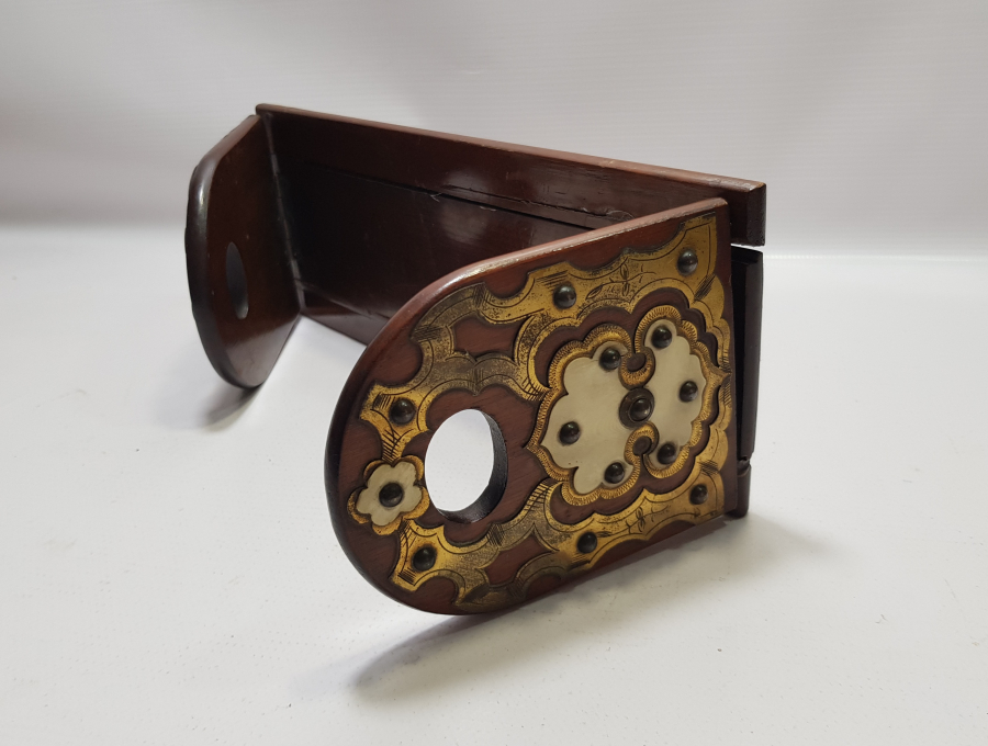 OSMANLI DÖNEMİ AHŞAP ÜZERİ ALTIN VARAKLI METAL VE FİLDİŞİ APLİKLİ ÇOK NADİR MASA ÜSTÜ KİTAPLIĞI