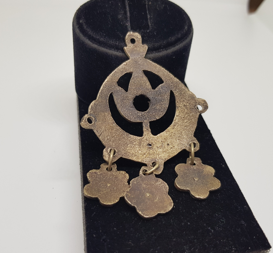 ÜZERİNDE VAN LALESİ GÖRSELİ BULUNAN SAVAT İŞÇİLİKLİ OSMANLI BÜYÜK BOY ARMUDİ KOLYE