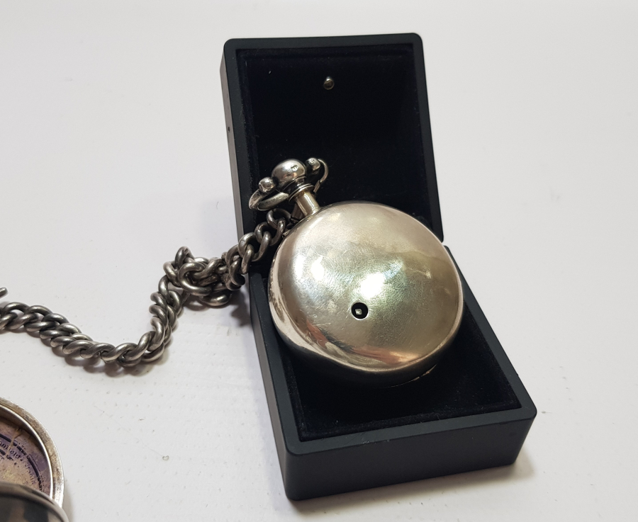 1800 BAŞLARI İNGİLİZ PRİOR CEP SAATİ