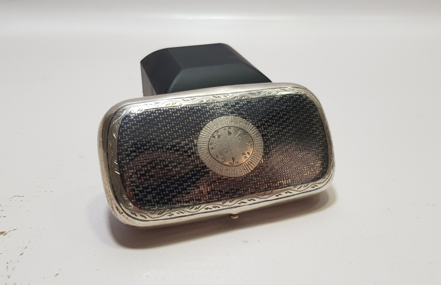 KREMLİN SARAYI GÖRSELLİ VE 1876 TARİHLİ SAVATLI RUS GÜMÜŞ TÜTÜN TABAKASI