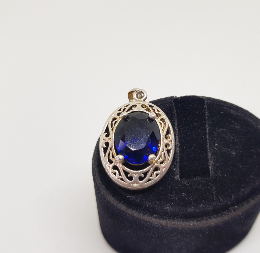 DOĞAL TAŞLI ANTİKA GÜMÜŞ KOLYE UCU