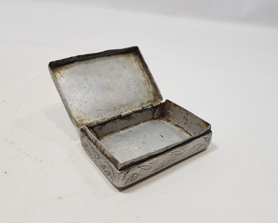 ÜZERİ BEYİT YAZILI ÇOK NADİR ESARET YADİGARI TÜTÜN TABAKASI