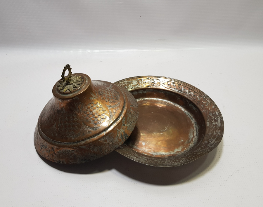 OSMANLI DÖNEMİ ERMENİCE YAZILI VE İŞLEMELİ BOSNA İŞİ KAPAKLI SAHAN