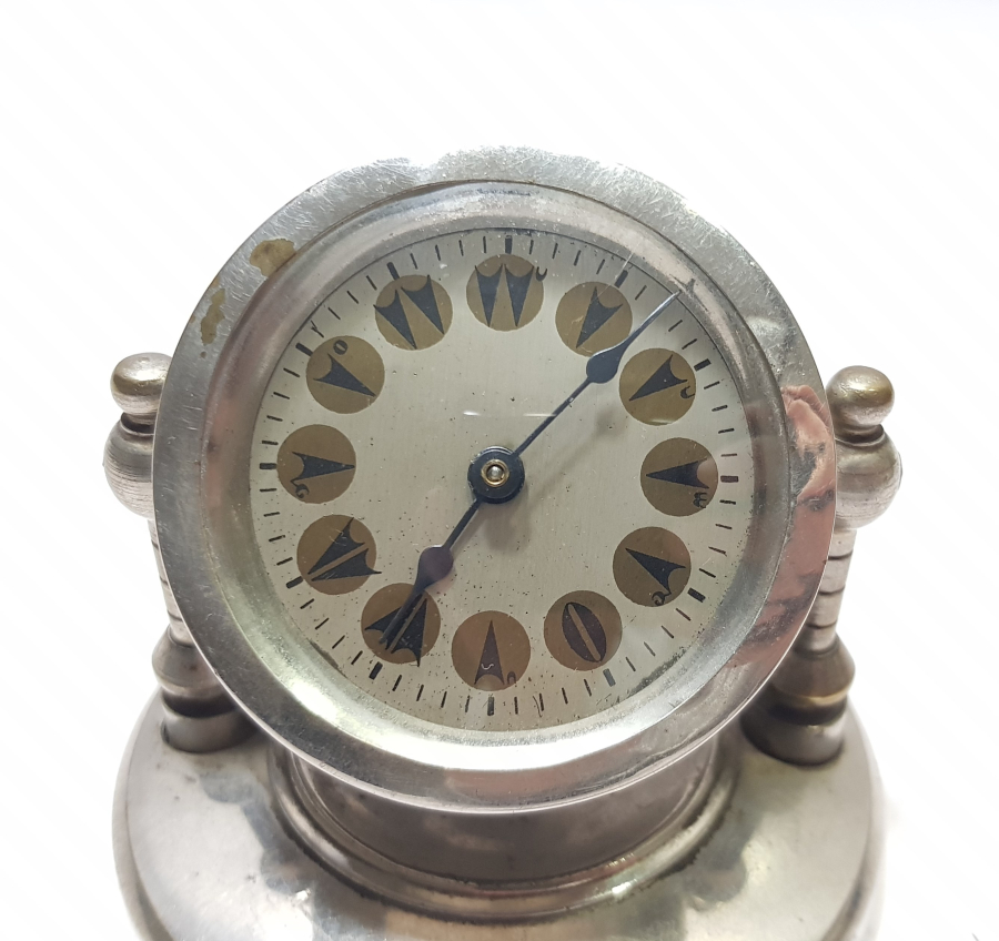 OSMANLI DÖNEMİ NADİR FORMDA OSMANLI KADRANLI MASA SAATİ