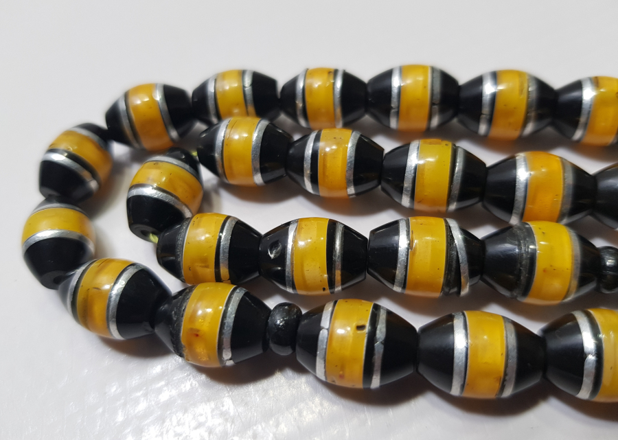 OLTU TAŞI ÜZERİ KEHRİBAR VE GÜMÜŞ ÇAKMA TESPİH