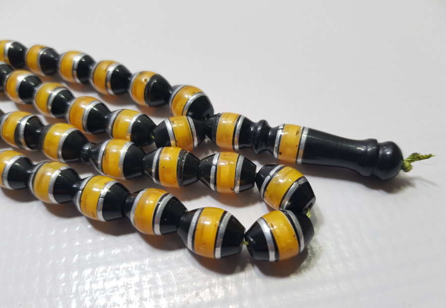 OLTU TAŞI ÜZERİ KEHRİBAR VE GÜMÜŞ ÇAKMA TESPİH