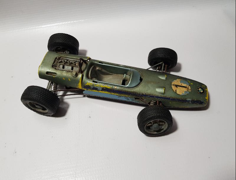 ANTİKA BMW OYUNCAK YARIŞ ARABASI